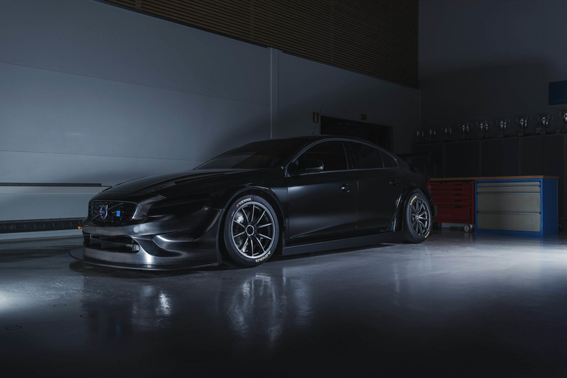 Illustration for article titled Volvo's New S60 Touring Car Racer Is A Sinister Swedish Speed-Meatball